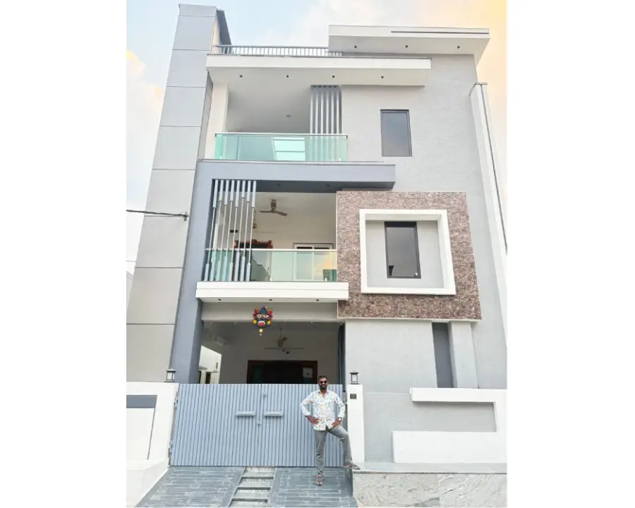 Contemporary home exterior